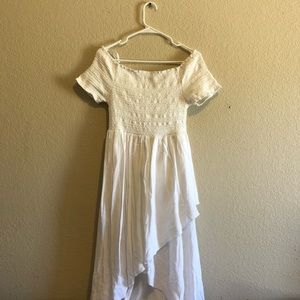 White off the shoulder dress 💕